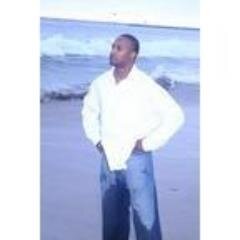 larrenbronxnyaz's profile picture. The best that ever did it