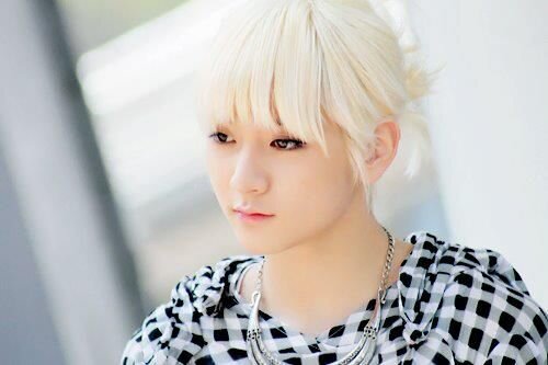 Fan NU'EST× Ren i Love Uu •••~♥~••• You're in my heart for 9months... L. O. Λ. E ... ♥FoReVeR ♥