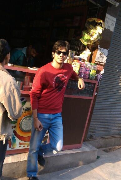 vkpTunes's profile picture. Love Guitar, Music, Life.