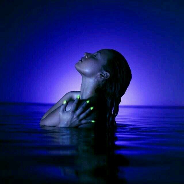 OfficialDemLova's profile picture. New album DEMI feat. Made in the USA and Neon Light available now!!! Follow @MyBoyfieeCB10