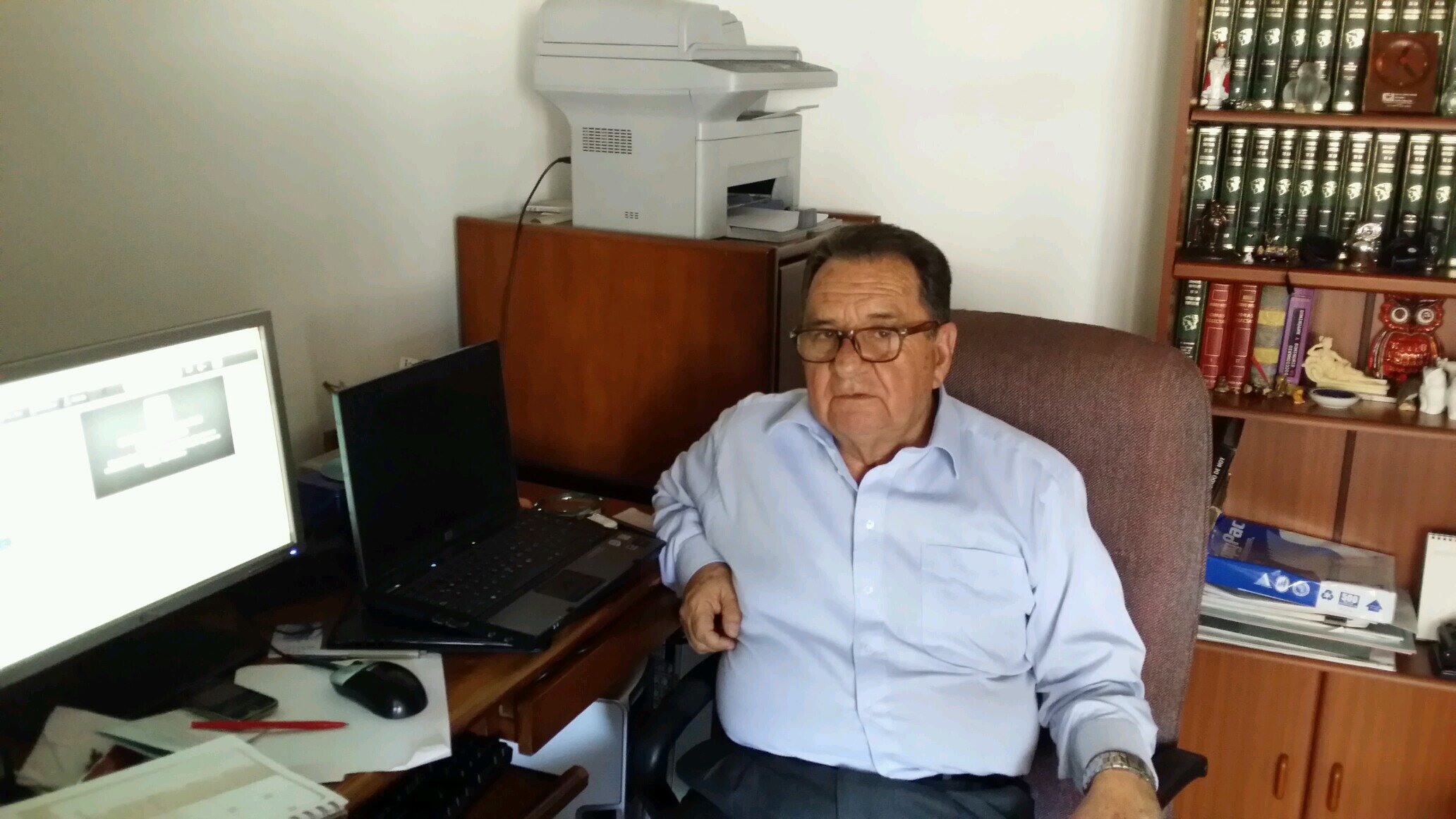 GABRIELANTONNI1's profile picture. Natural de Tunja, bachiller del Colegio Boyacá, Abogado de la Universidad Libre, Especializado en Derecho Penal U Nacional;ejercicio en Laboral , Administrativo