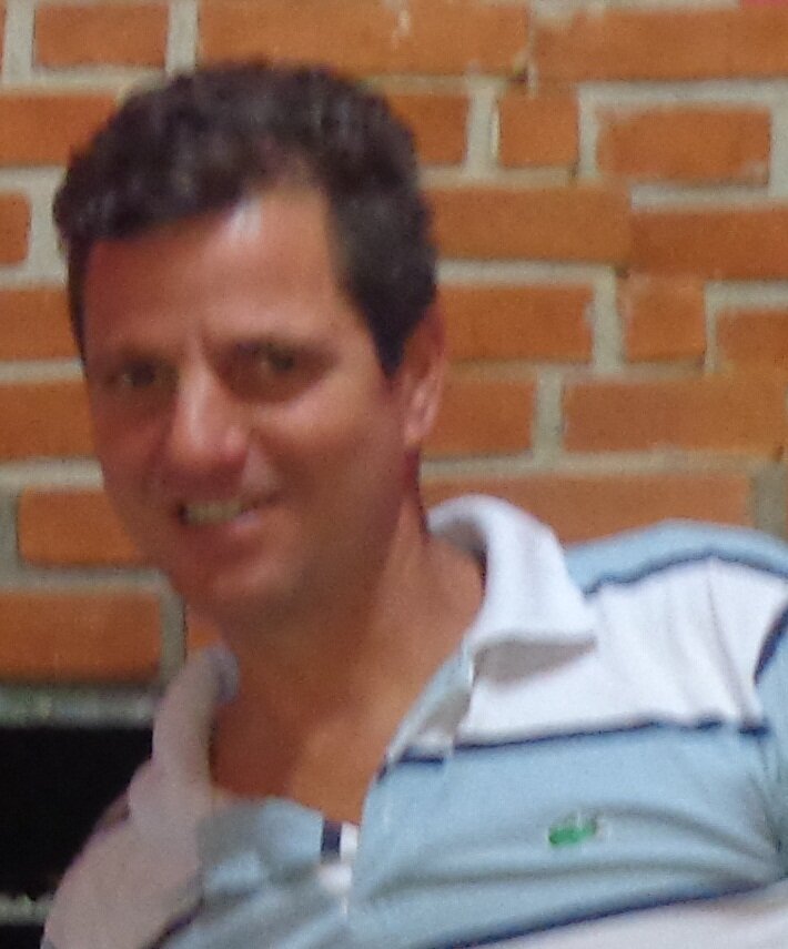Amo meu trabalho minha família e meu Santos F C!!!