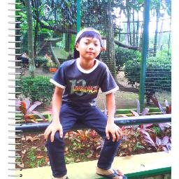 likemusic:adele sekolah:sdn krukut02 tempat tinggal:krukut kecamatan:limo kota:depok
