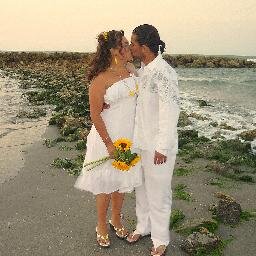 SIERVA DE DIOS, PSICÓLOGA , DISTRIBUIDORA DE HERBALIFE, ENAMORADA COMPLETAMENTE DE JESUCRISTO, DE MI ESPOSO, Y DE MI HIJA HERMOSA
