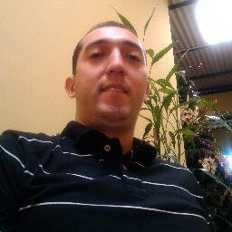 Amigable, alegre, entusiasta, responsable, creativo con iniciativa.
