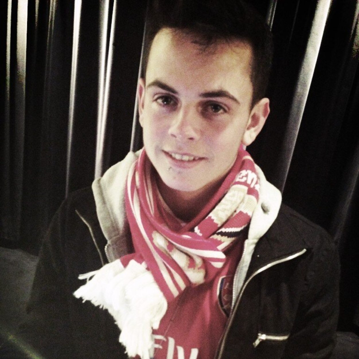 Lukesshoes's profile picture. Hi i hate bios