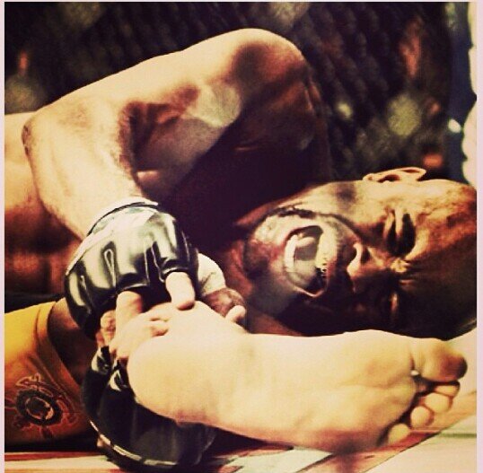 TapouT_Junkie's profile picture. Me and my 2 little girls against the world. Eat,sleep and shit MMA.