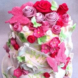 Old account - please look for @janineogdenpaul :)t