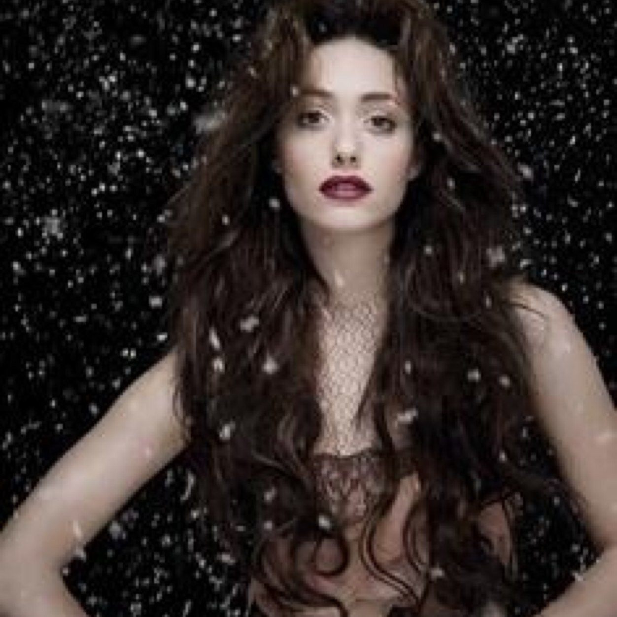 Such a broken and forgotten soul, a monster within the night. But truly I am not so, for my dear Prince has brought me from those depths. |SV|Literate|18+|