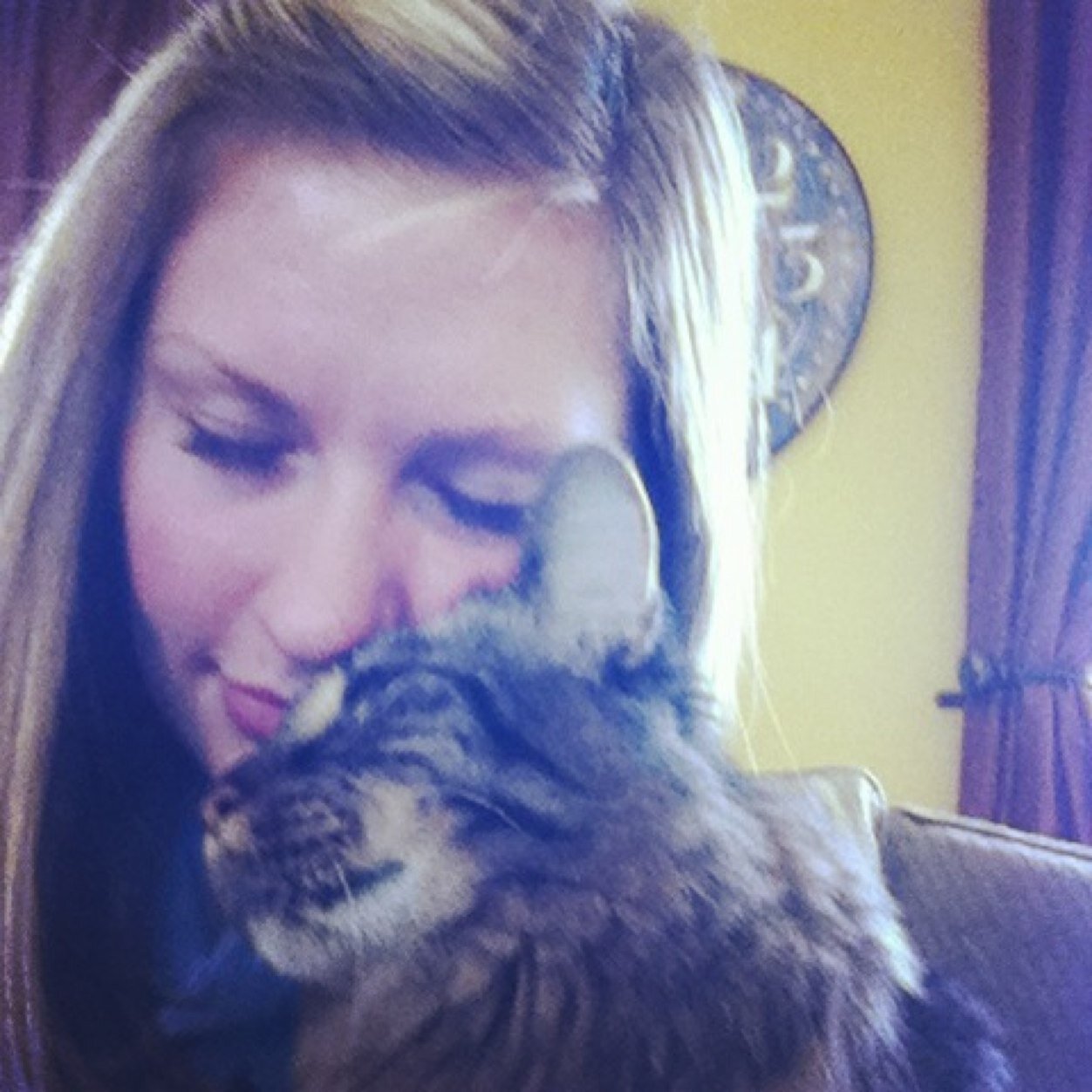 lorimoongoddess's profile picture. Singer.guitar player.baller.shot caller.feminist.highland dancer