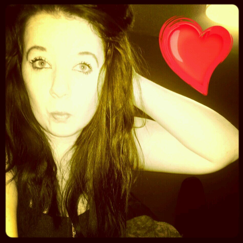 kirstybaby1993's profile picture. \\Follow me and I will Follow you bk I like meeting new people and im loving life because I have the most amazin bf in the world loveyou @petesmith2011//