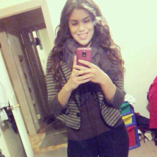 honesty is ths key♥
 Some people come and go just have to remember the little moments you spent with that person..