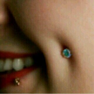 ‏‏‏‏‏‏‏‏‏‏‏مجنون من يجلس معاي ويمل مني مايدري ان الضحكه لحالها سالفه(اعشق السيارات الرياضيه والدرجات الناريه عاشقه لتصوير )♡♥حسابي الانستقرام bessh1996