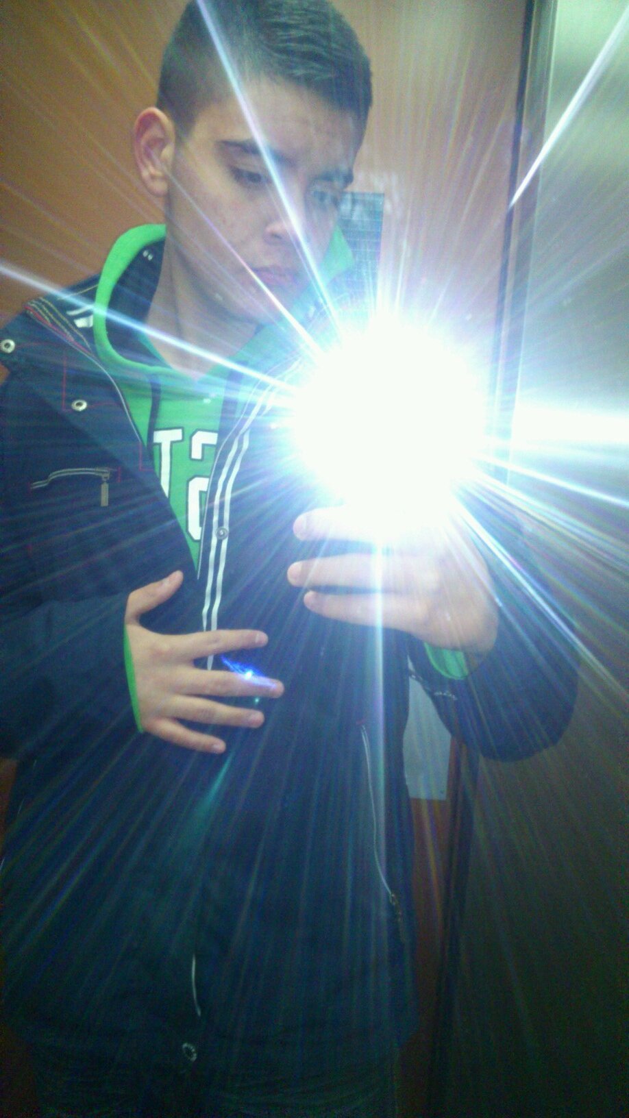 EstebitanRQ4's profile picture. yo vivo mi vida...no me rayo ni por nada ni por nadie.