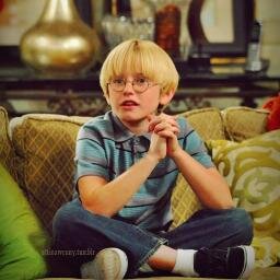 VinnieOswald's profile picture. Face Nathan Gamble son of Carla Oswald and @KhanfleetEleven and grandson of @KingMFW