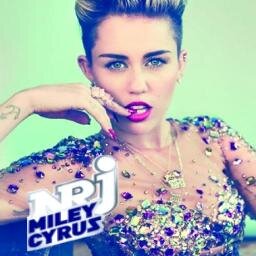 Le Twitter de ta radio préféré NRJ Miley Cyrus ! Les #Smilers ont enfin leur radio ! Radio 100% @MileyCyrus ! (Compte Non Officiel)
