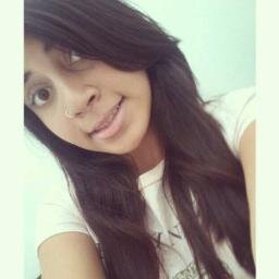 Ciumenta, irônica, tímida, canceriana, chata, funkeira, #_Deus ♥               . .  muié @_Deliciiinha ♥