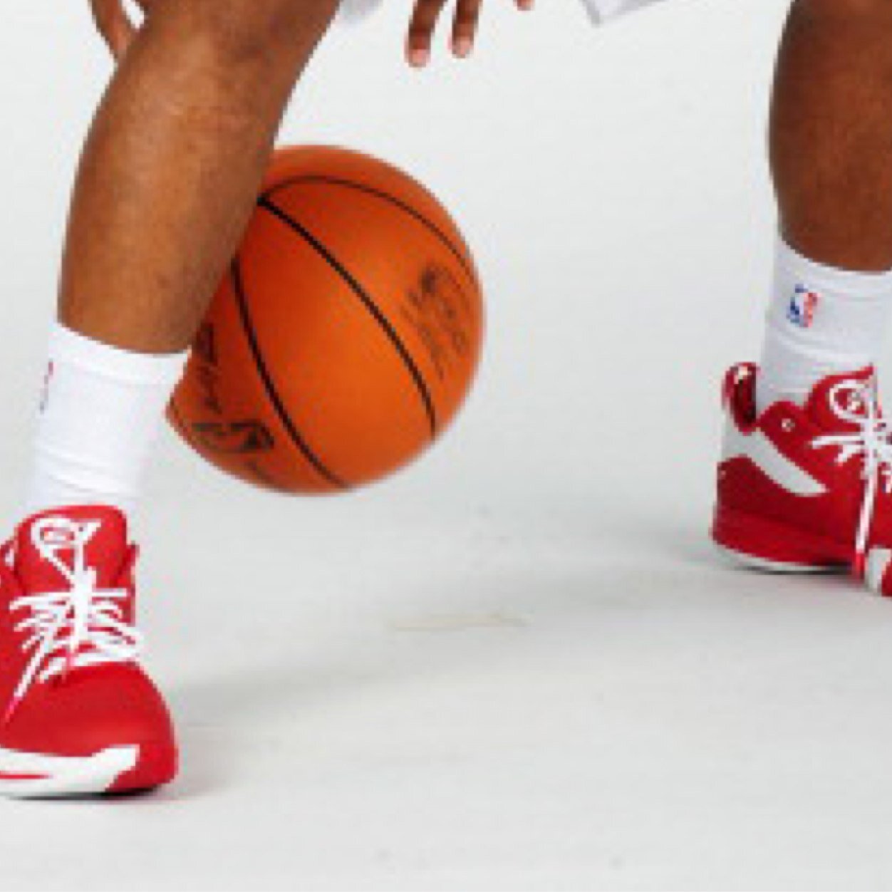 I've seen a lot of ankles in my day. Most of them are broke now.