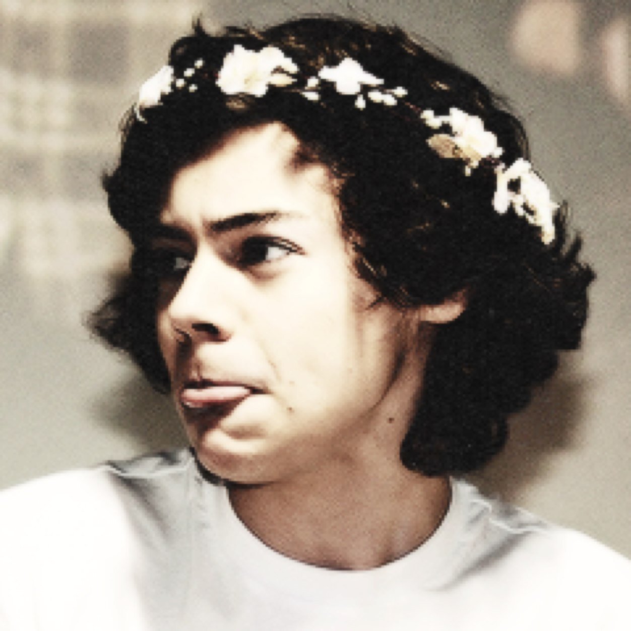 ily and i think ur super fab bby (: