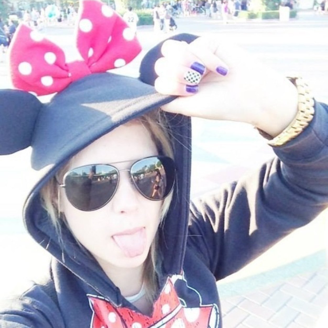 CaraMikaelson's profile picture. Watch with glittering eyes the whole world around you, because the greatest secrets are always hidden in the most unlikely places. |RP||HUMAN||OC|