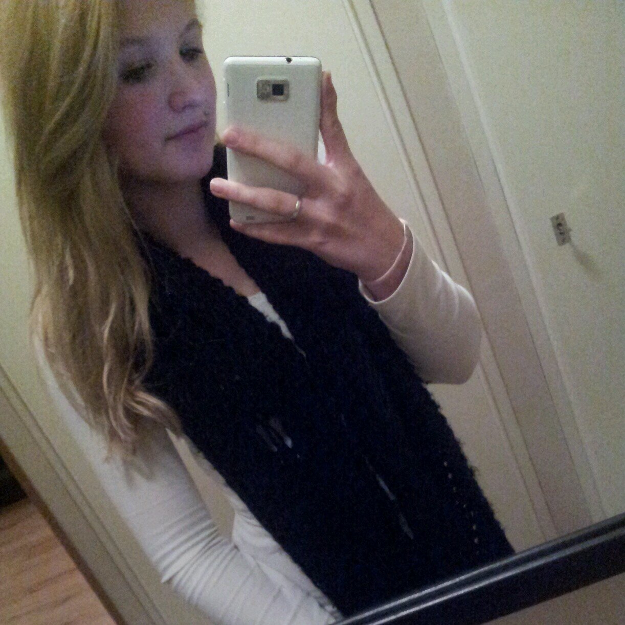 -don't need the faked friends only need mah treu wifey's .