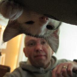 Battling time by living every minute as if it were the last, accompanied by my wife, kittens and our fleet of bikes.