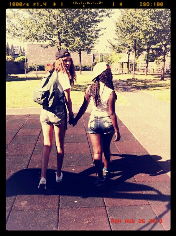 #Afrikaan|God†|Family'Friends| Insta- Afrikaantjuux♡♥.