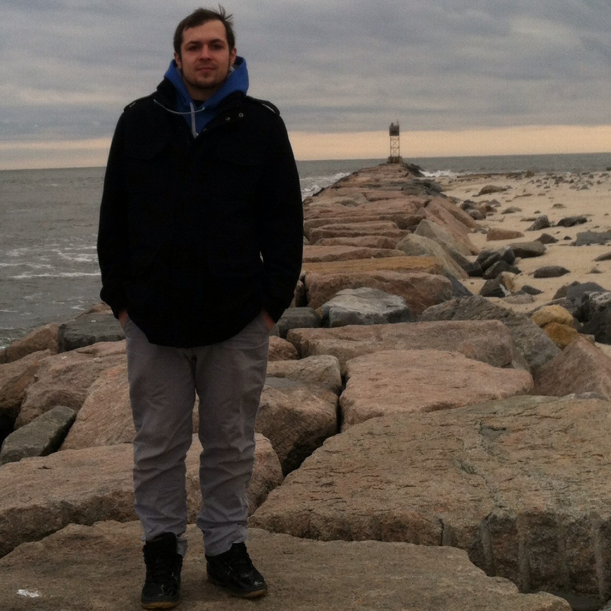 JeopardousJoe's profile picture. Aspiring Restaurant Owner, Professional Movie Critic, Secret Superhero, Amateur Golfer