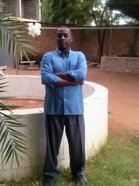 Am real no spices.hate or love I don't give a Damn.