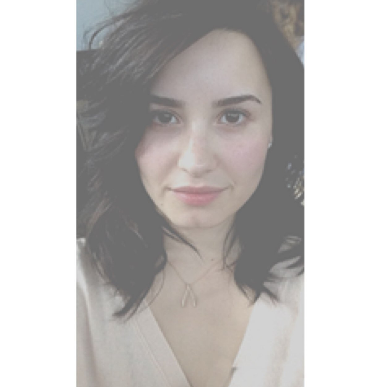 demisproudofyou's profile picture. please never forget, demi is very proud of you.