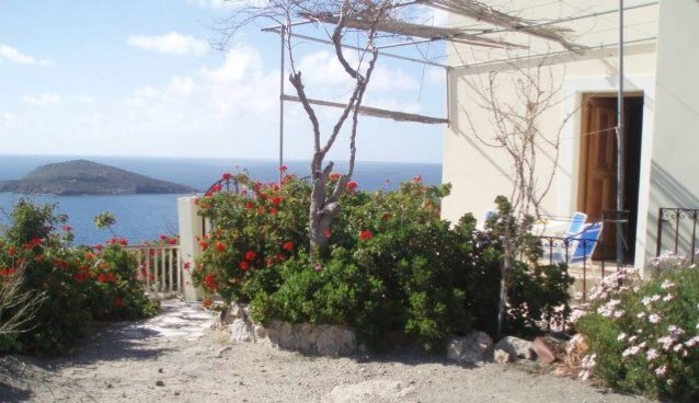 This fabulous 4 bedroomed detached house is FOR SALE! Built only 9 years ago its located in Plati Gialos area of Kalymnos. Your chance to own a bit of paradise!