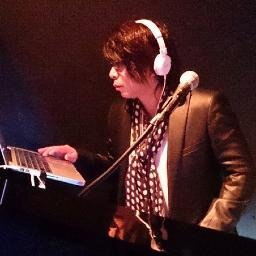 ただの酔っぱらいDJです（笑）。デザイン全般、動画、サイト運営、ブログ等、色々やってます。また、米国のビジネスパートナーと日本の素晴らしい商品等を世界発信しています。＃ブログ ＃ブログ初心者 #フリマサイト #DJ #相互フォロー