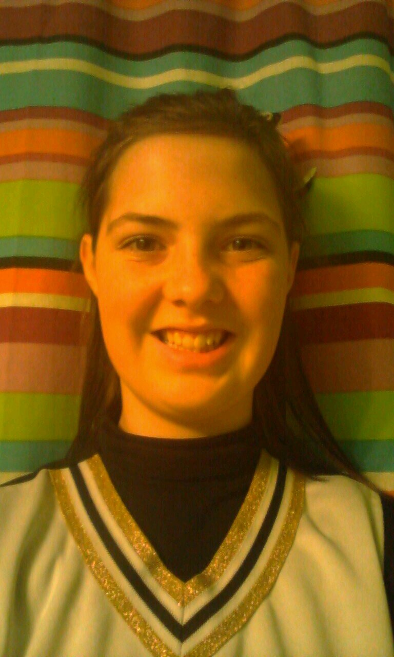 I love Justin Bieber and cheerleading and playing my clarinet!!!!!!!!