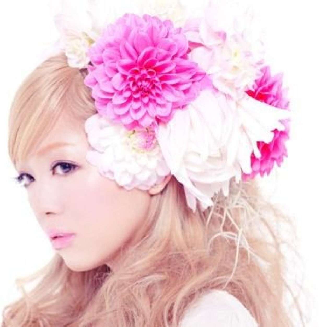 Nana 西野屋 ずっと前からキミが好きでした Oh 精一杯の想いを全部 今すぐ伝えたいの Oh 早く行かなきゃ ちゃんと言わなくちゃ 誰かに奪われちゃう前に 勇気を出して 西野カナ Go For It Http T Co Wdynqexur4