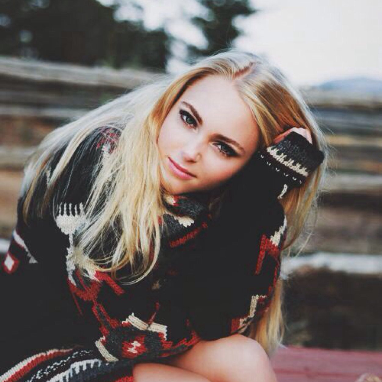 • its sad, but life is full of sudden goodbyes • kik=@/rescve