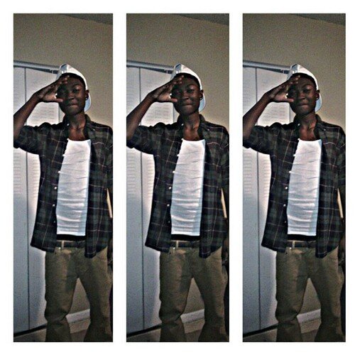 Myself just told myself Yu the motherfucking man you don't need no help lmao follow me I'll follow back
