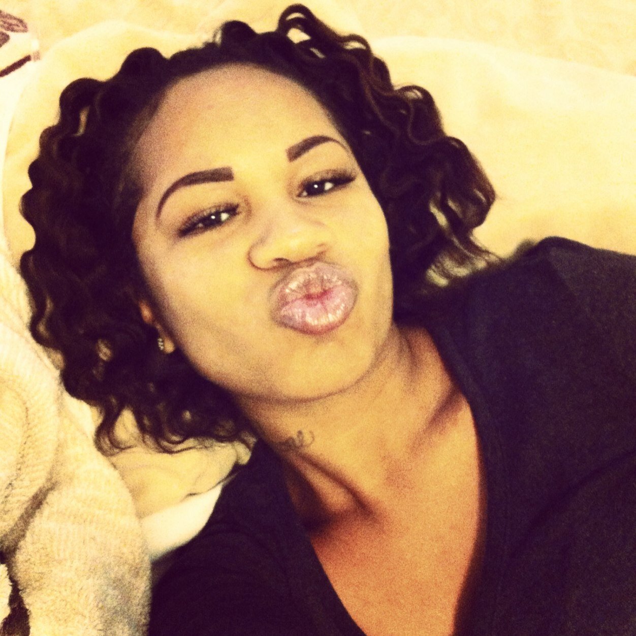 ShEDaShiTDoTcoM's profile picture. I LOVE MY BABY GIRL PARIS ANN FUCK THE REST