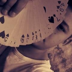 Muchas personas dicen que la magia(ILUSION) es para mente pollos no brothers la magia, es un estilo de vida y la puede crear uno mismo.