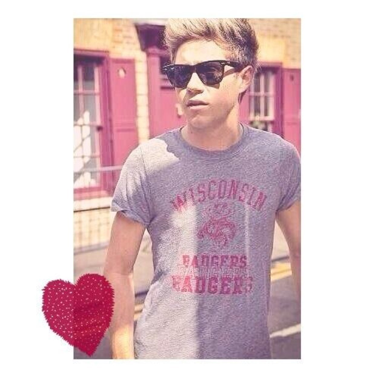 @tomlinlaughter :) ♡
