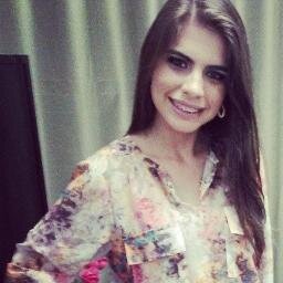 “Tendo amor e saúde, da vida eu não reclamo. eu amo a vida que levo, e levo a vida que amo!” - Tiao Carreiro