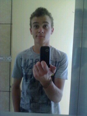 luccastonin's profile picture. 