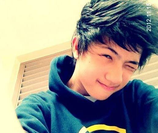 i'am superhero =))
follow me and i'll follow back :)