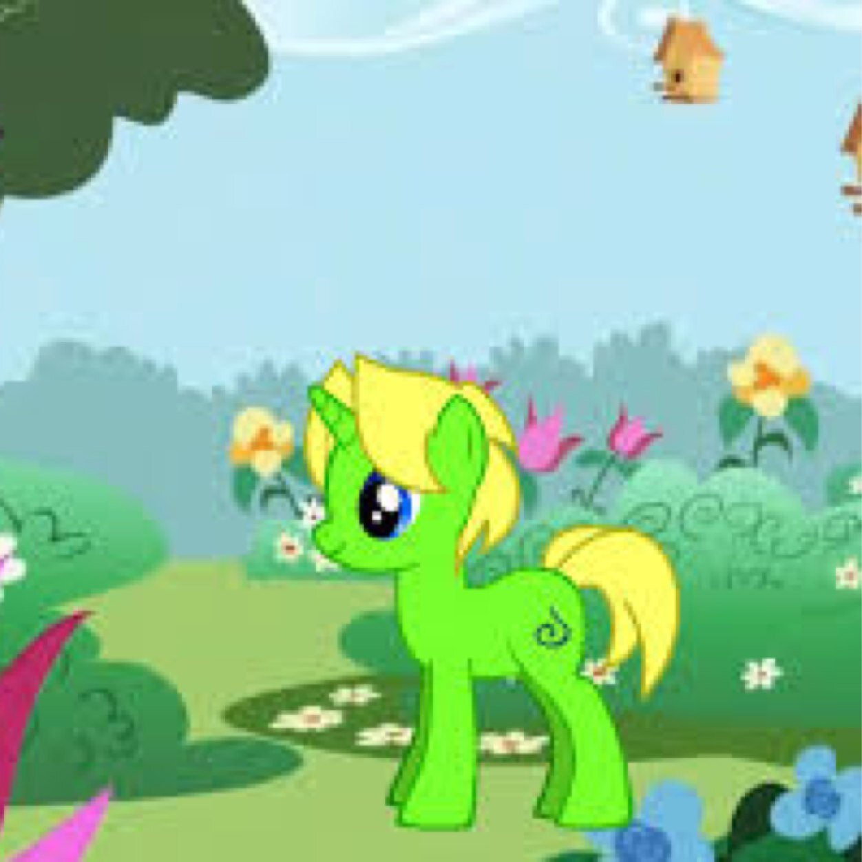 Hello everybody! Im inthelittlepony, aka Martyn. My coltfriend is the fabulous @mlp_Toby and im not addicted to glow! I am addicted to lapis though...