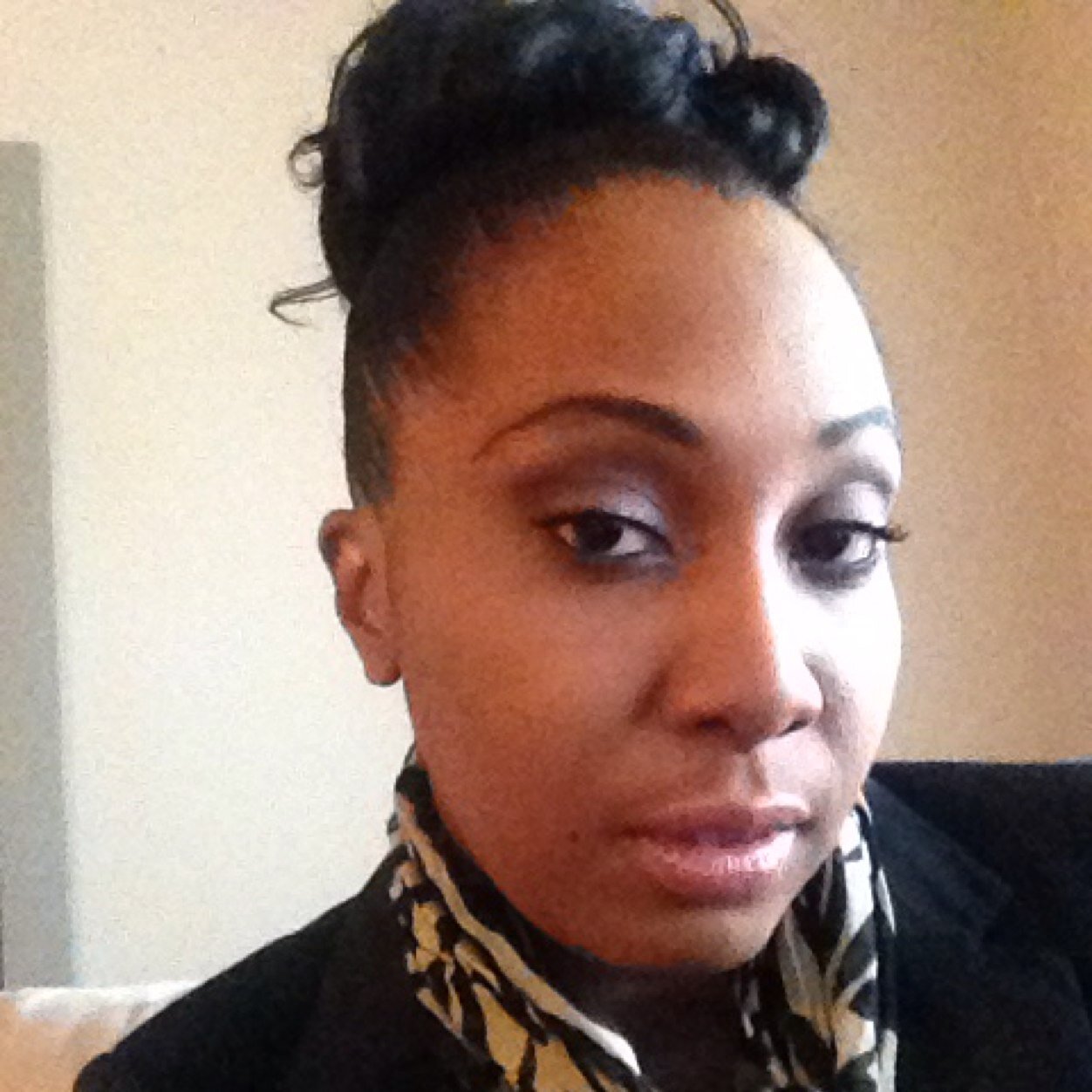 Author (So What! out now) | Professional Makeup Artist (Fashion/Bridal Makeup/etc...) | For booking: kimmychappell@gmail.com