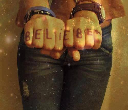 Hola,soy BELIEBER y amo a ¨KIDRAUHL ¨♥