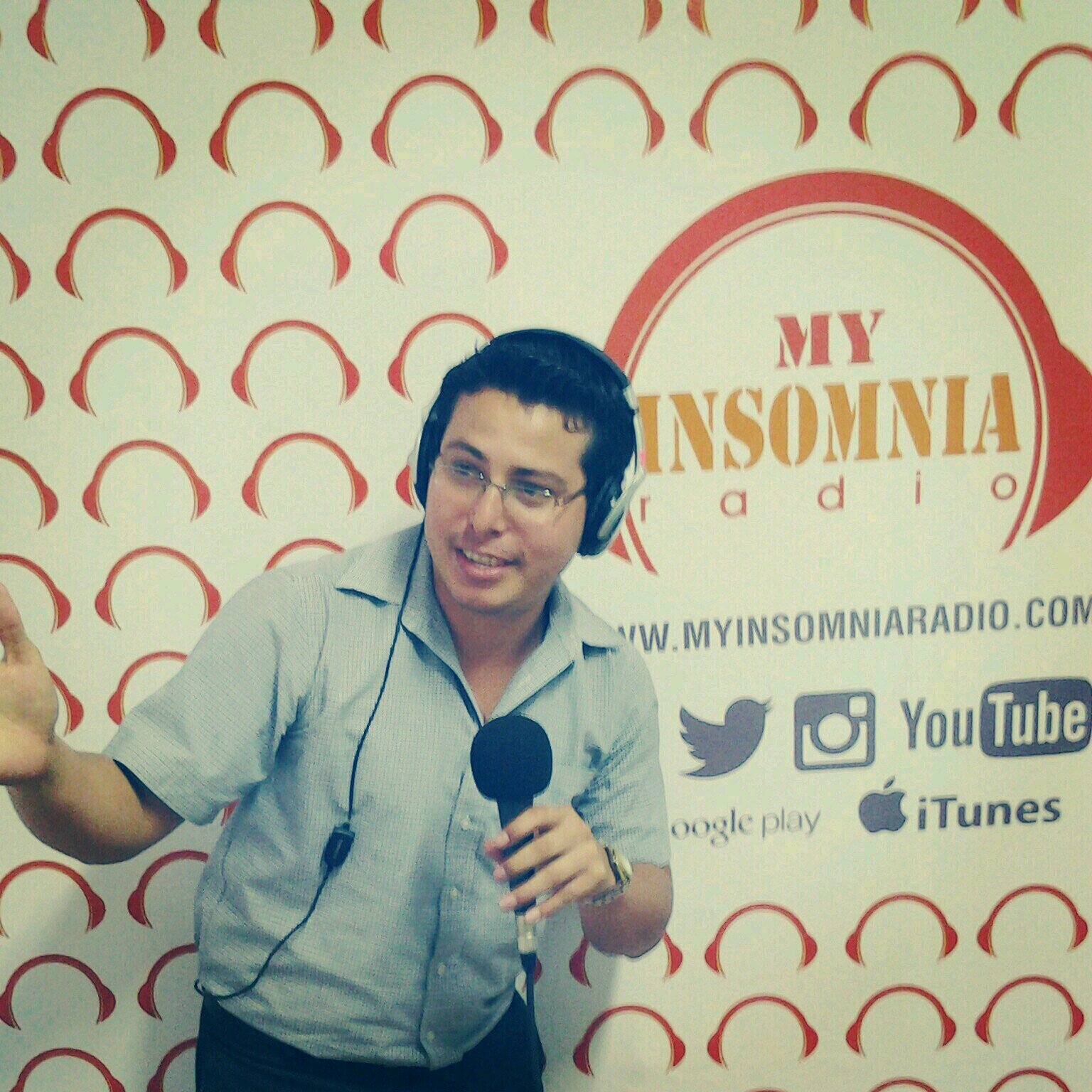Licenciado y Guía de Turismo y Hotelería! Docente! Músico! Locutor en @myinsomniaradio | http://t.co/z8cJYnXipB programa #LaRumbaesMía viernes 13H