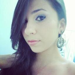 olá soou a: Talita Almeida tenho 17 aninhos,Amo fazer amizades sou muito divertida,as vezes chata,ciumenta ;)