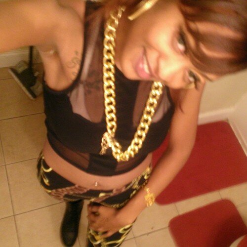 SHINE BRIGHT LIKE A DIAMOND¡¡¡!!! Plz don't be intimidated by my beauty :-P