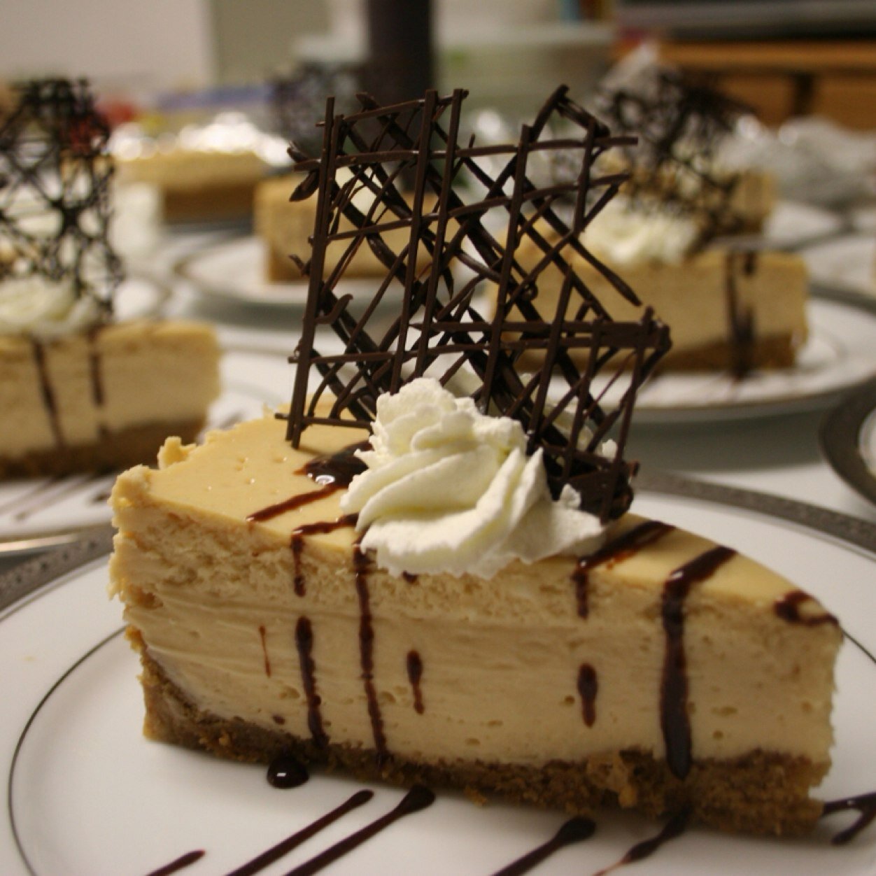 SexyFoodPics's profile picture. Original Sexy Food Account Made 12-30-13 Tweeting Sexy Food From All Over The World Road to 5K, Food Sweater Giveaway