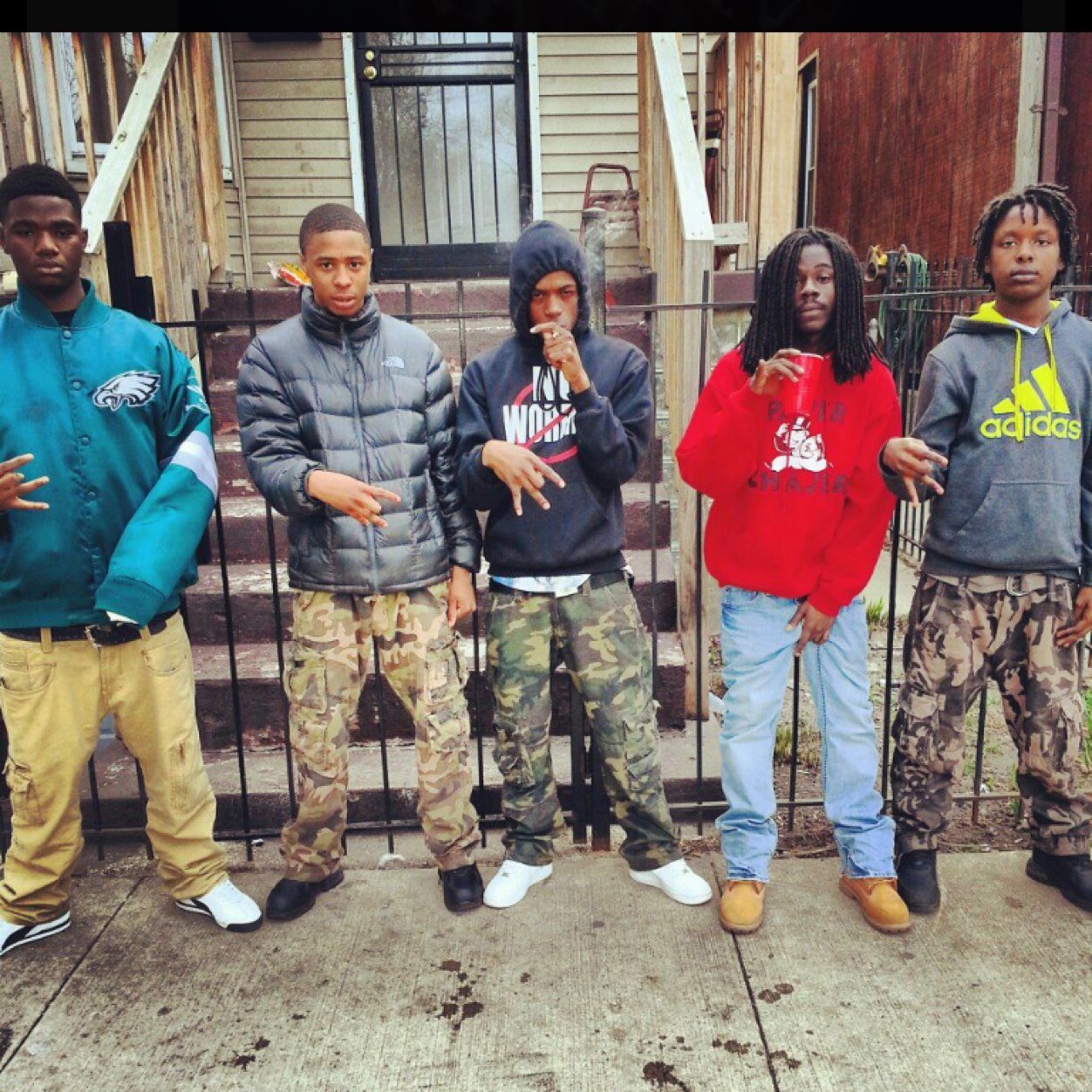 RIPJMONEY,SHANK,ALLO,NINI,LILFACE,LAW,bob, REAL NIGGAS DNT FOLD MVC/GMB FUCK A OPP ITS HIM OR ME